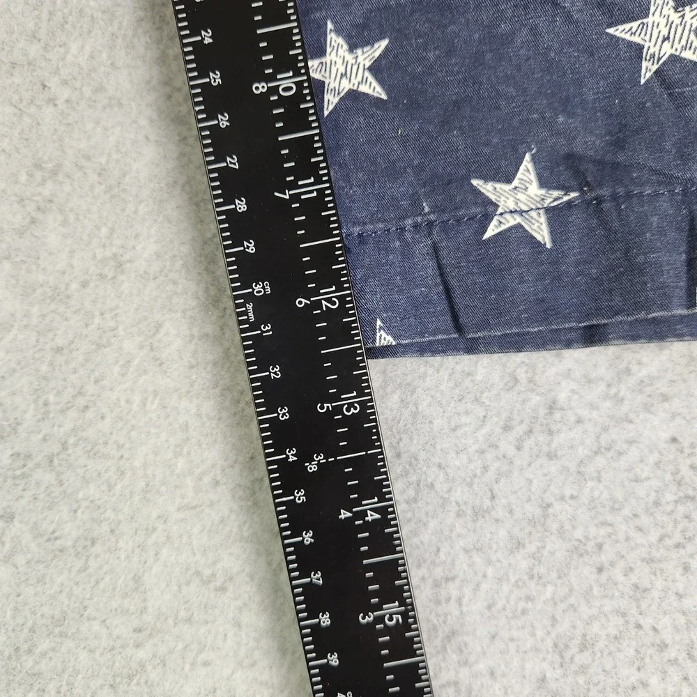 Southpole Shorts Mens 38 Blue Star Print Flat Front Casual Streetwear Americana